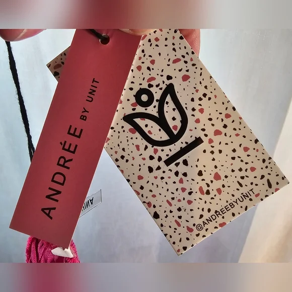 2/$20 Nwt ANDREE BY UNIT 1X Square Neck Top - Picture 3 of 7